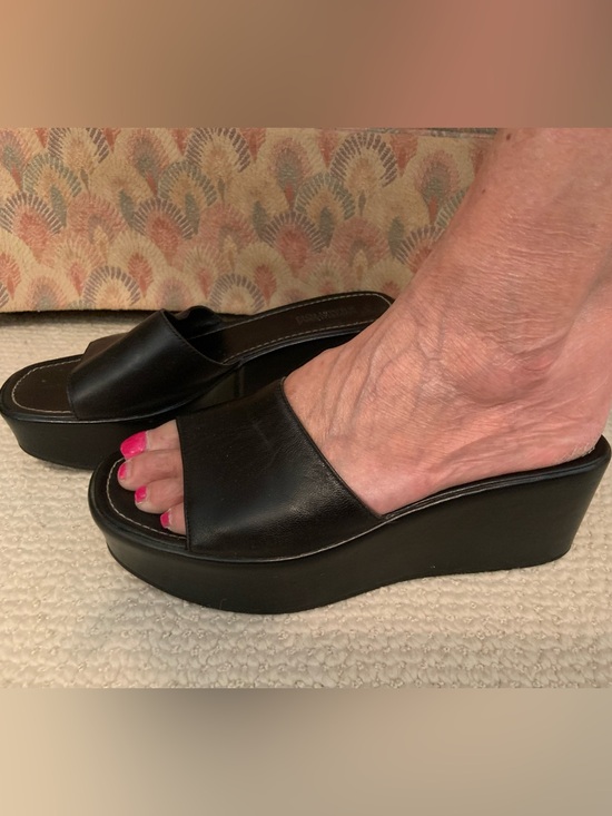 Kenneth Cole Reaction Shoes - Kenneth Cole Reaction Black Leather Slide Wedge Sandals - Women